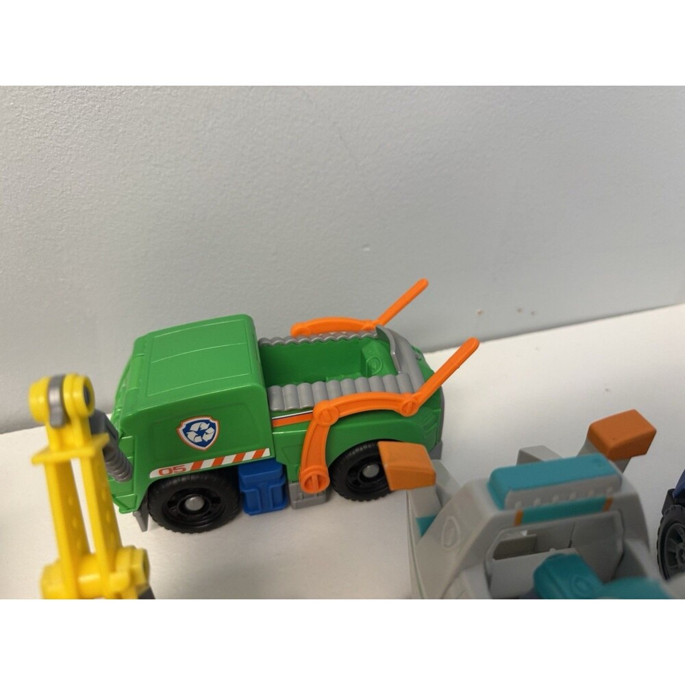 Paw Patrol Vehicle & Figure Lot of 17 Liberty, Tracker, Everest, Chase, + More - Picture 7 of 15